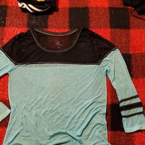 Live and piper boutique quarter length shirt